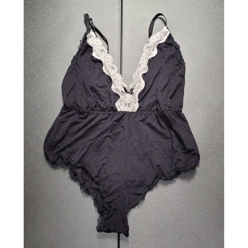 Women's Seven 'Til Midnight Nightie Lingerie Pajama One Piece Black Size Small